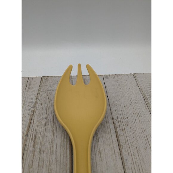 Tupperware Yellow Lot of 2 Salad Spoons Sporks Serving Utensil 12" - Picture 2 of 9